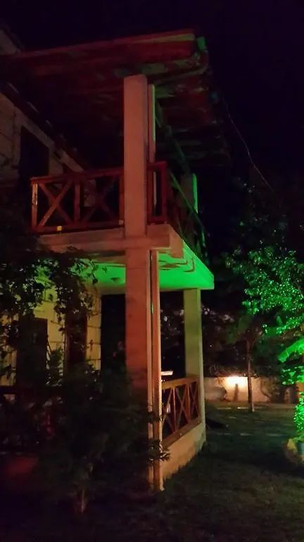 Borabora Apart Hotel 比特兹